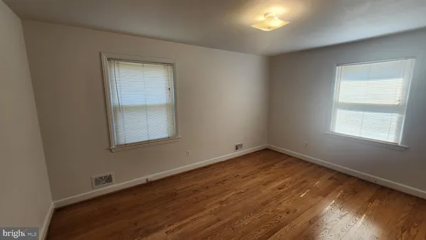 $3,975 | 3165 21st Street North, Arlington, VA 22201
