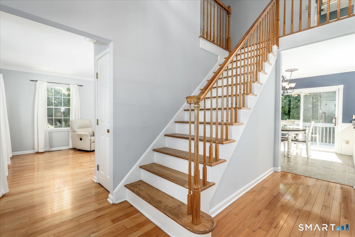 105 Secret Hollow Road Monroe, CT 06468 - Photo 4 of 37
