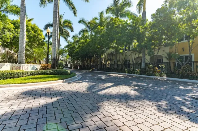 $649,000 | 12448 Northwest 17th Manor, Pembroke Pines, FL 33028
