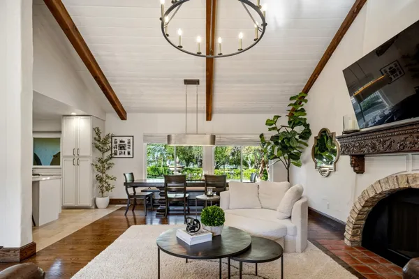 $1,855,500 | 13810 Vista Dorada, Salinas, CA 93908