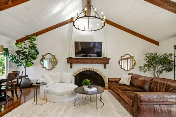 $1,855,500 | 13810 Vista Dorada, Salinas, CA 93908