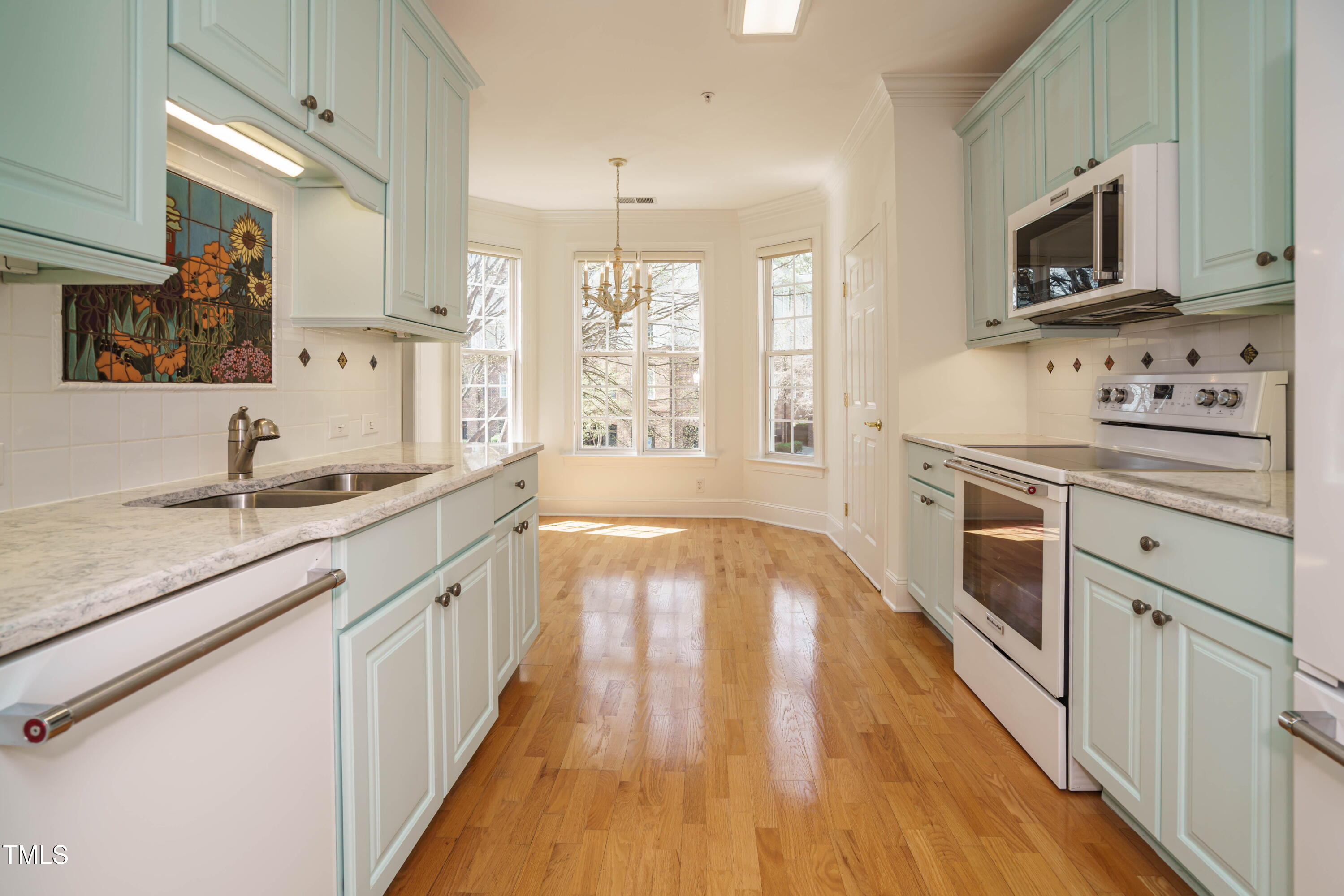 3700 Baron Cooper Pass, Unit 104 Raleigh, NC 27612 - Photo 30 of 38 019-original-kitchen