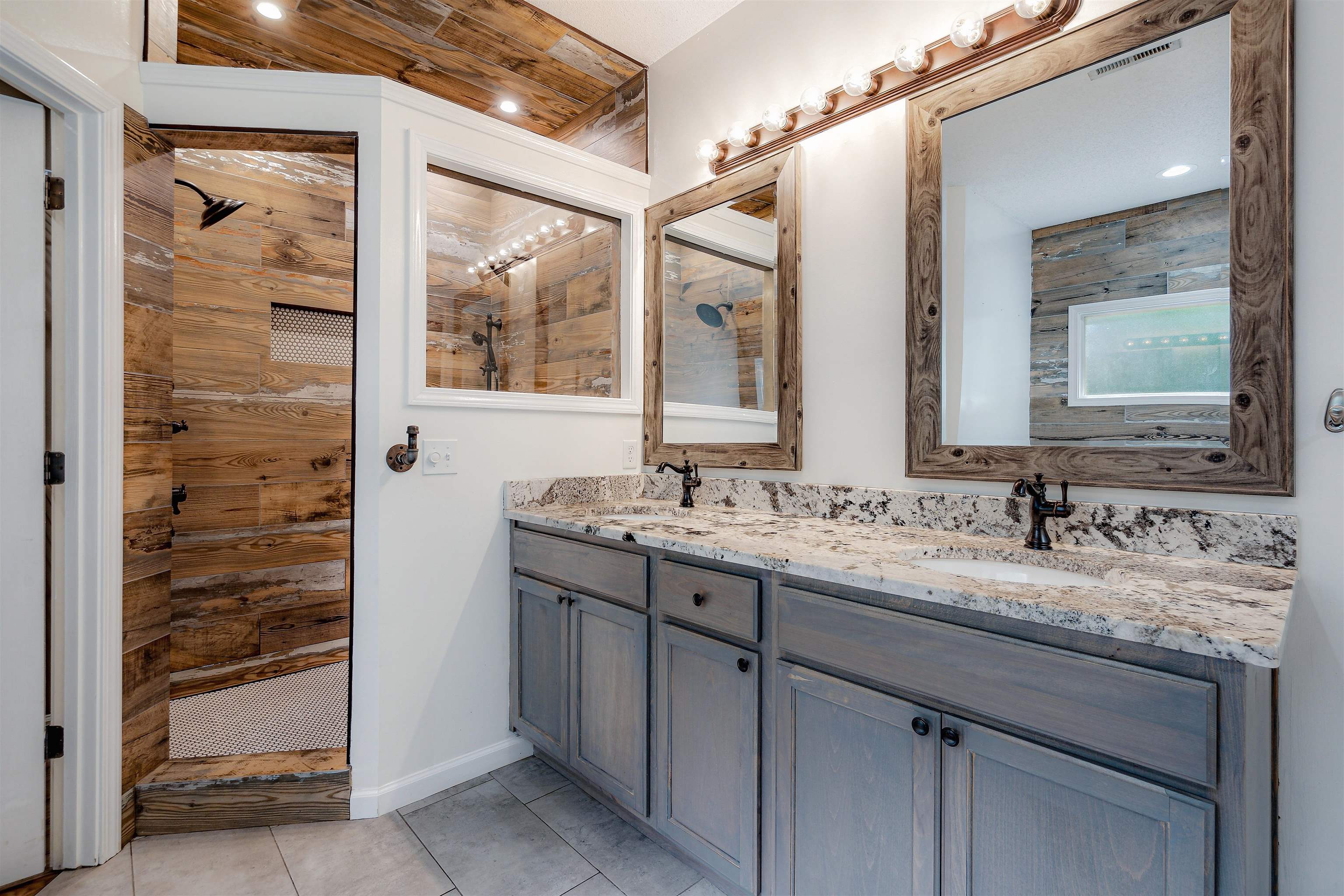 4020 Price Road Moscow, TN 38057 - Photo 22 of 35 Full bath with a sink and a tile shower