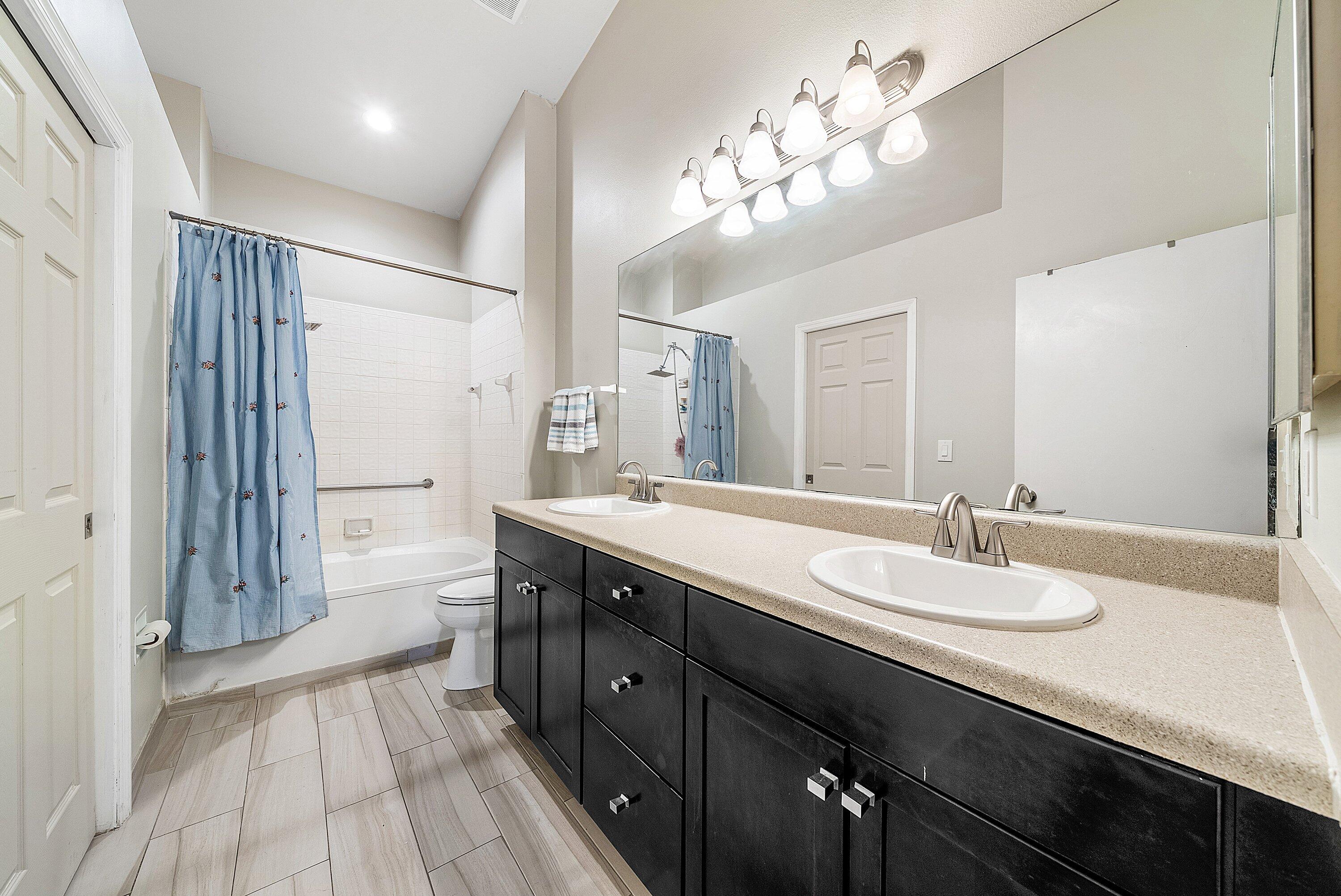16 Ripley Way Boynton Beach, FL 33426 - Photo 16 of 29 Master Bathroom w/ Dual Sinks