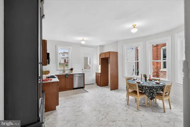 $395,000 | 980 East Orange Street, Lancaster, PA 17602