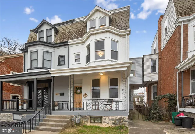 $395,000 | 980 East Orange Street, Lancaster, PA 17602