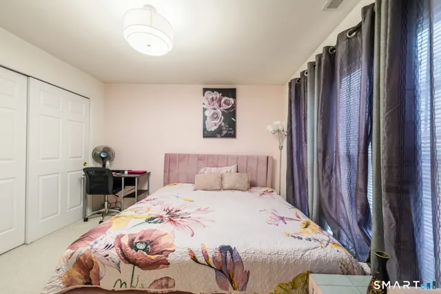 $4,000 | 9 Gettysburg Road, Unit 9, Southbury, CT 06488