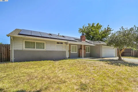 $575,000 | 2203 Sherman Drive, Pleasant Hill, CA 94523