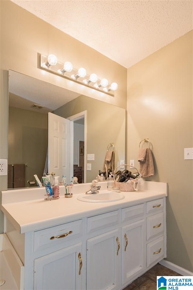 161 Lake Terrace Alabaster, AL 35007 - Photo 24 of 39