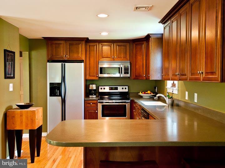 417 Lynbrooke Road Springfield, PA 19064 - Photo 9 of 21