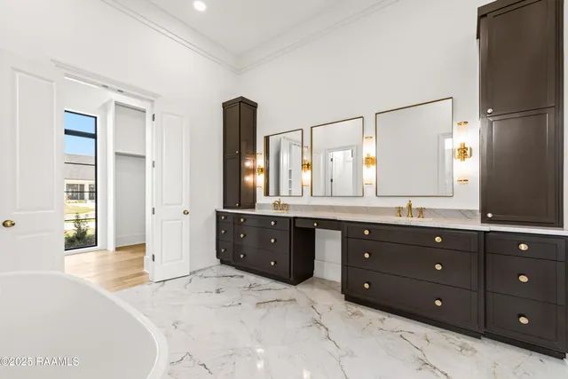 $1,199,000 | 108 Trailing Oaks Drive, Youngsville, LA 70592