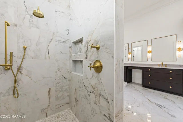 $1,199,000 | 108 Trailing Oaks Drive, Youngsville, LA 70592