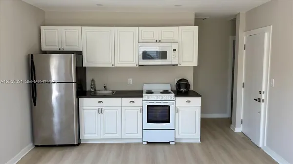 $1,750 | 534 Southwest 6th Court, Unit 1, Miami, FL 33130