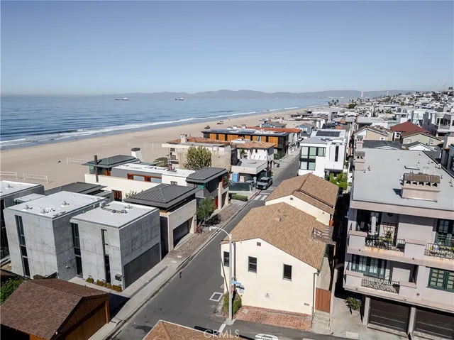 $4,195,000 | 1812 Ocean Drive, Manhattan Beach, CA 90266