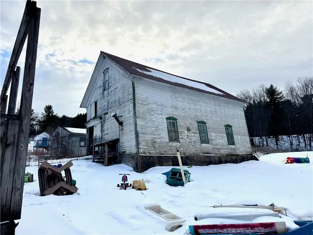 $150,000 | 136 Merchant Street, Guilford, NY 13780