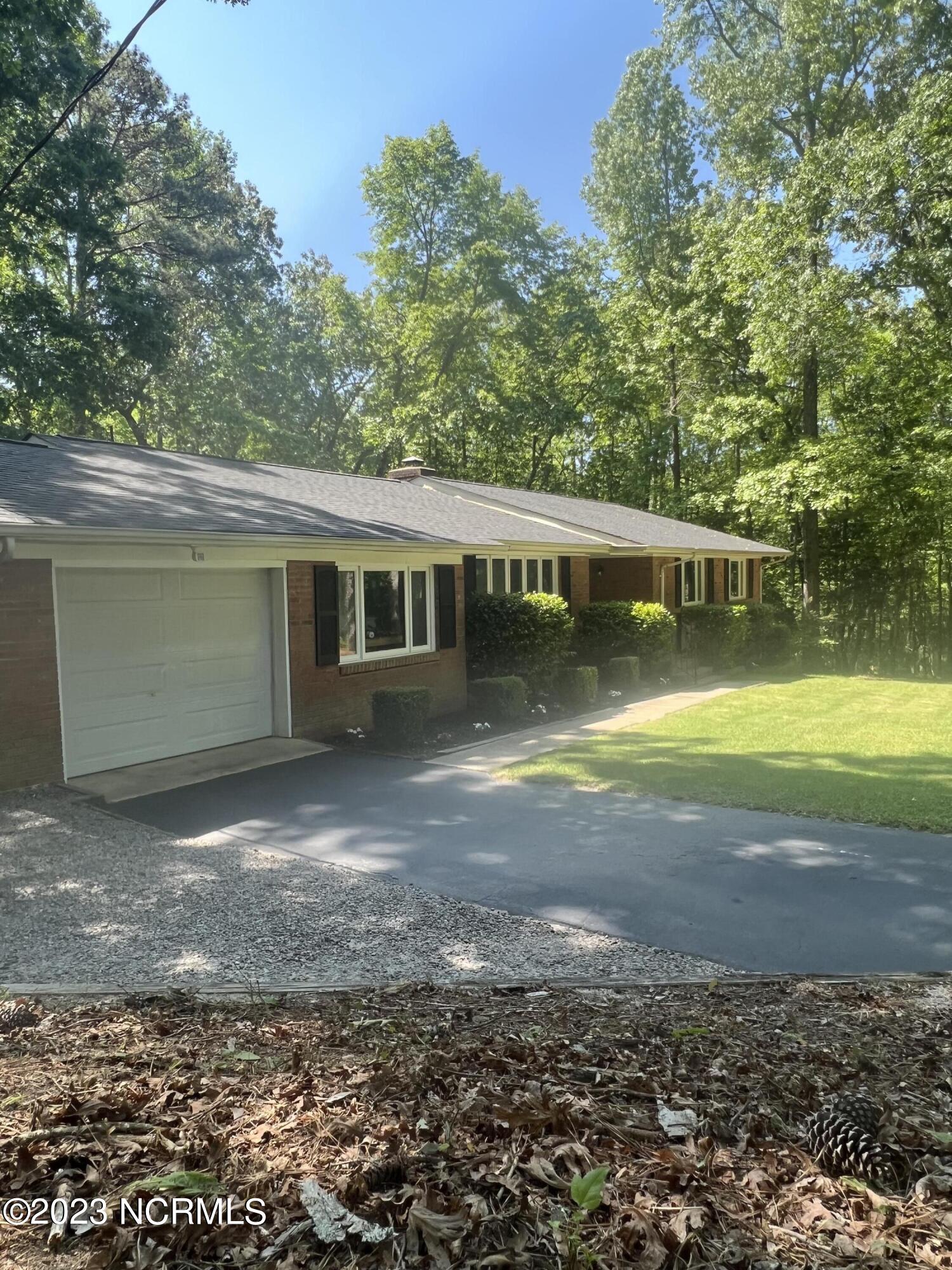 307 Kyloe Road Southern Pines, NC 28387 - Photo 2 of 18