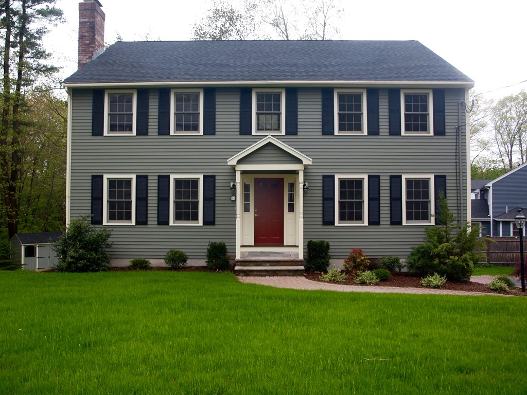 76 Colburn Road Reading, MA 01867 - Photo 1 of 30 Gallery Image 1