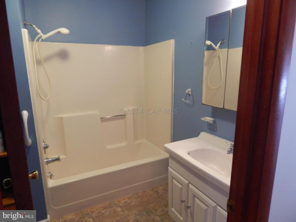 11198 Brownstone Road Princess Anne, MD 21853 - Photo 11 of 15 Gallery Image 11