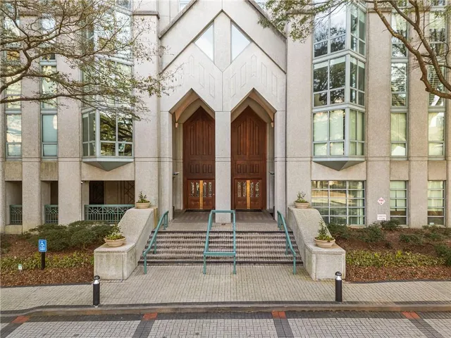 $2,600 | 2870 Pharr Ct S Northwest, Unit 601, Atlanta, GA 30305