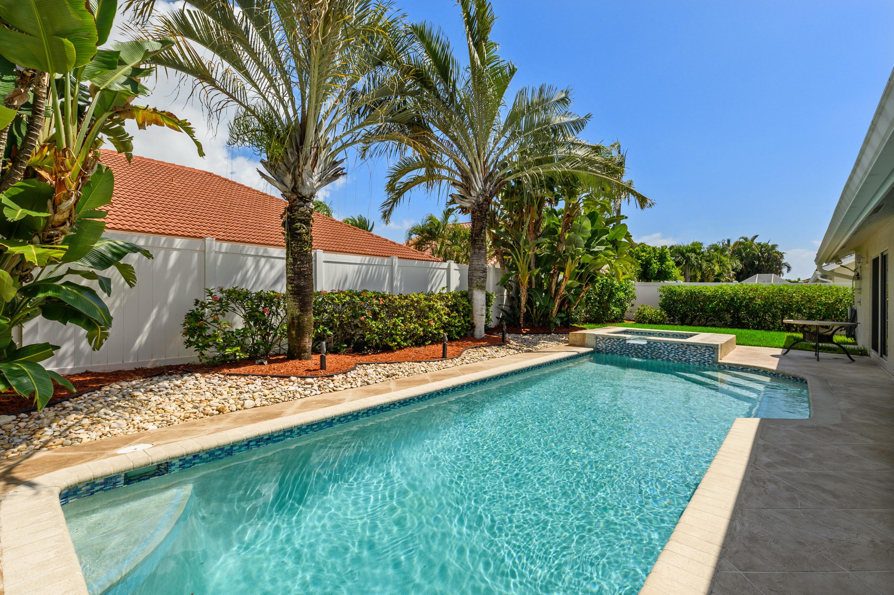 361 Apache Lane Boca Raton, FL 33487 - Photo 14 of 17 IMG_1934