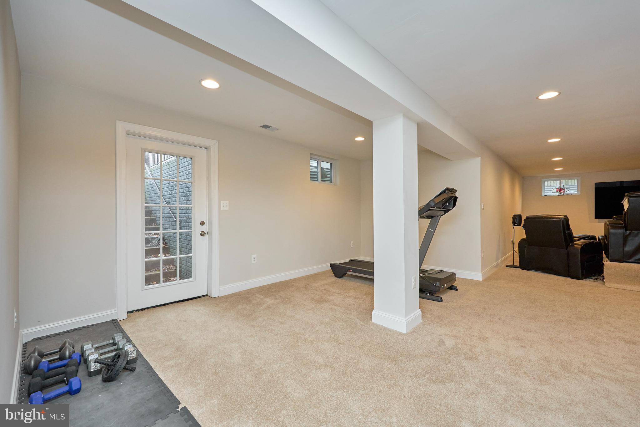 2905 Random Road Falls Church, VA 22042 - Photo 51 of 71 Walk-Up to fenced in back yard