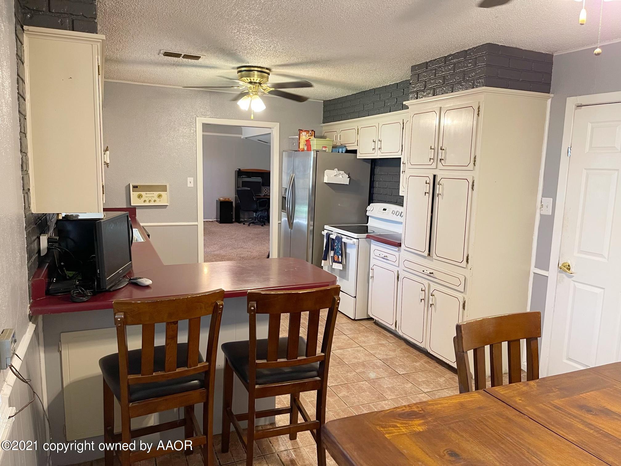 6204 Hanson Road Amarillo, TX 79106 - Photo 3 of 14 164195F5-10B9-4142-A1A5-13F41ADCE86D