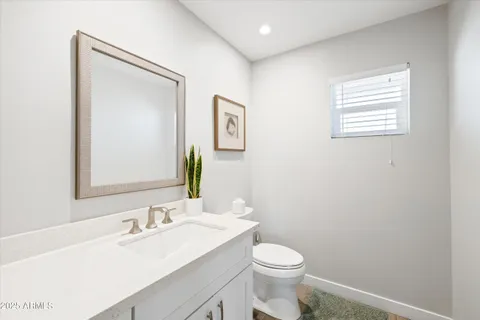 $841,050 | 8201 East Piccadilly Road, Scottsdale, AZ 85251