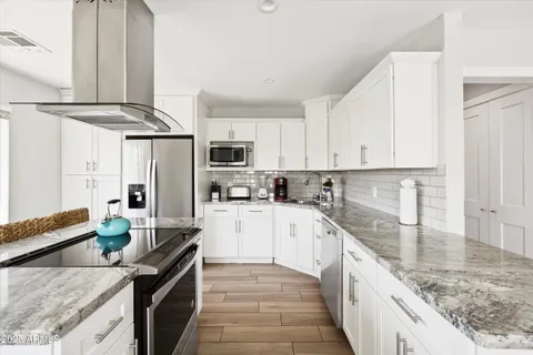 $841,050 | 8201 East Piccadilly Road, Scottsdale, AZ 85251