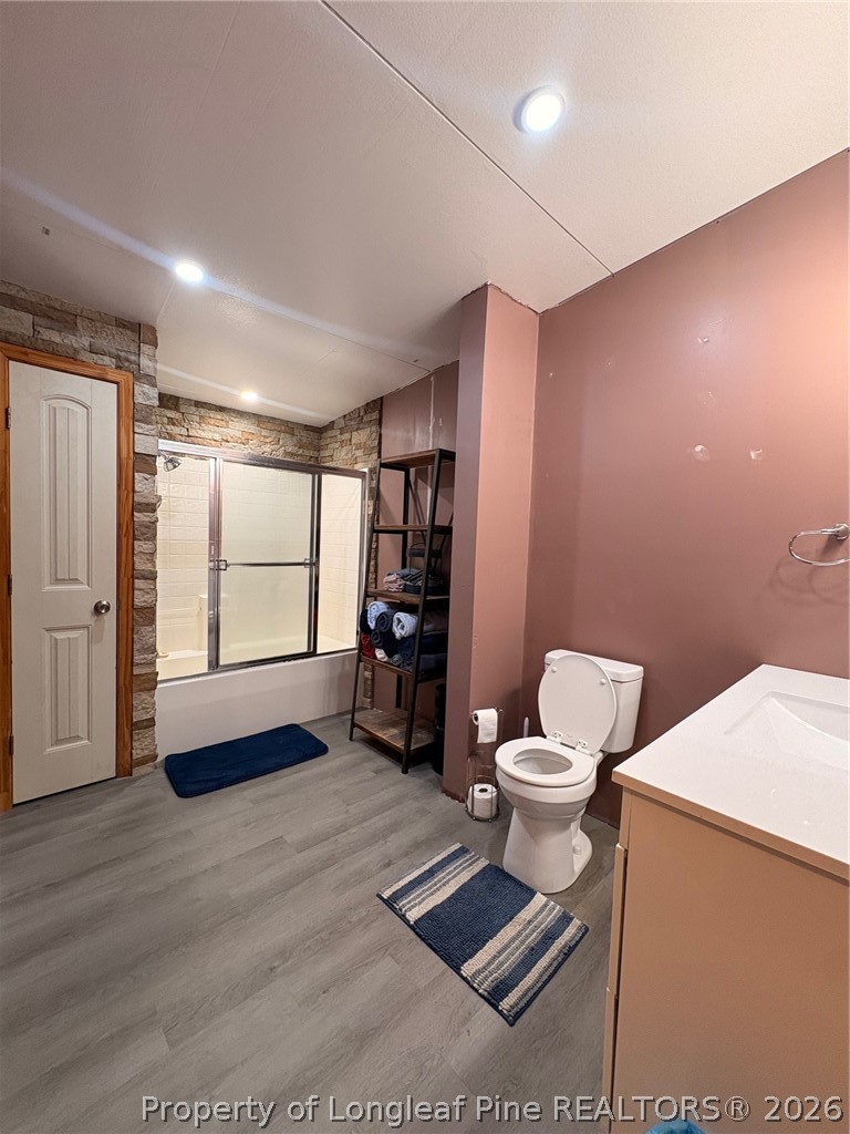 2063 Cameron Road Broadway, NC 27505 - Photo 18 of 22 BAthroom