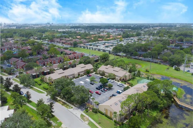 $2,400 | 4434 Middlebrook Road, Unit 4, Orlando, FL 32811