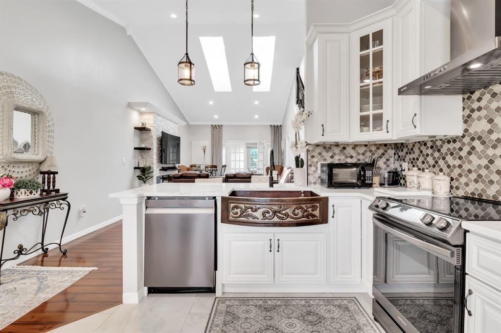 4434 Middlebrook Road, Unit 4 Orlando, FL 32811 - Photo 5 of 31