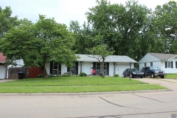 $135,000 | 3924 Southeast Humboldt Street, Topeka, KS 66609