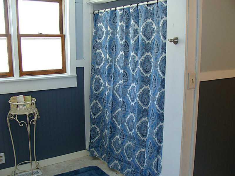 70 Noble Road Oxford, ME 04270 - Photo 12 of 29 Bathroom.