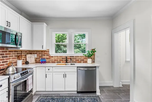 $395,000 | 803 Madison Avenue, Winston-Salem, NC 27103