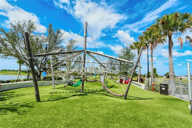 $5,500 | 17595 Opal Sand Drive, Unit 306, Venice, FL 34293