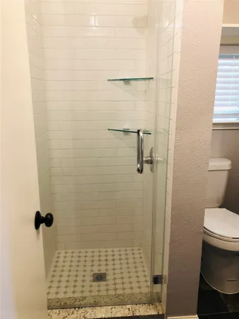 $995 | 734 A McDaniel Street, Houston, TX 77022