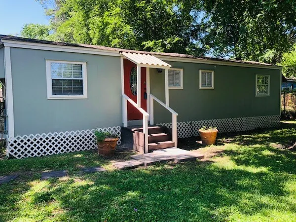 $995 | 734 A McDaniel Street, Houston, TX 77022
