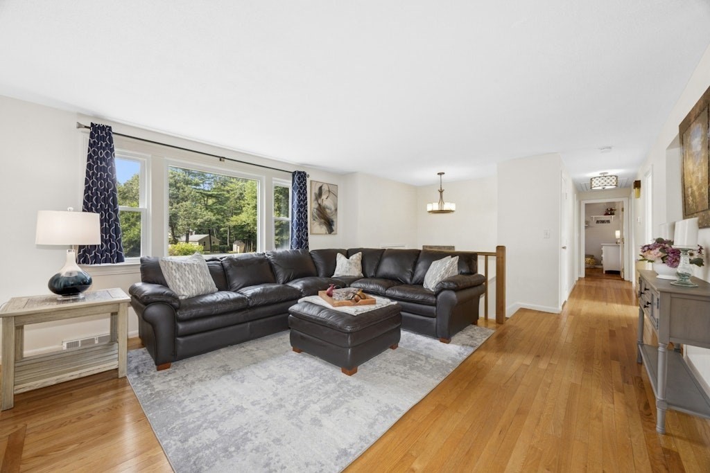 24 Juniper Brook Road Northborough, MA 01532 - Photo 2 of 33 Gallery Image 2