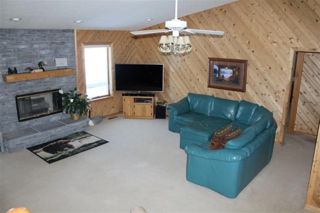 3359 East Wilcox Road Warsaw, IN 46580 - Photo 8 of 10 Gallery Image 8