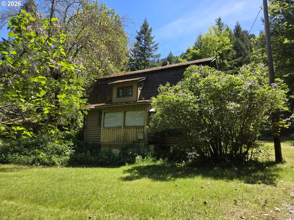 $279,900 | 2505 Windy Creek Road, Glendale, OR 97442