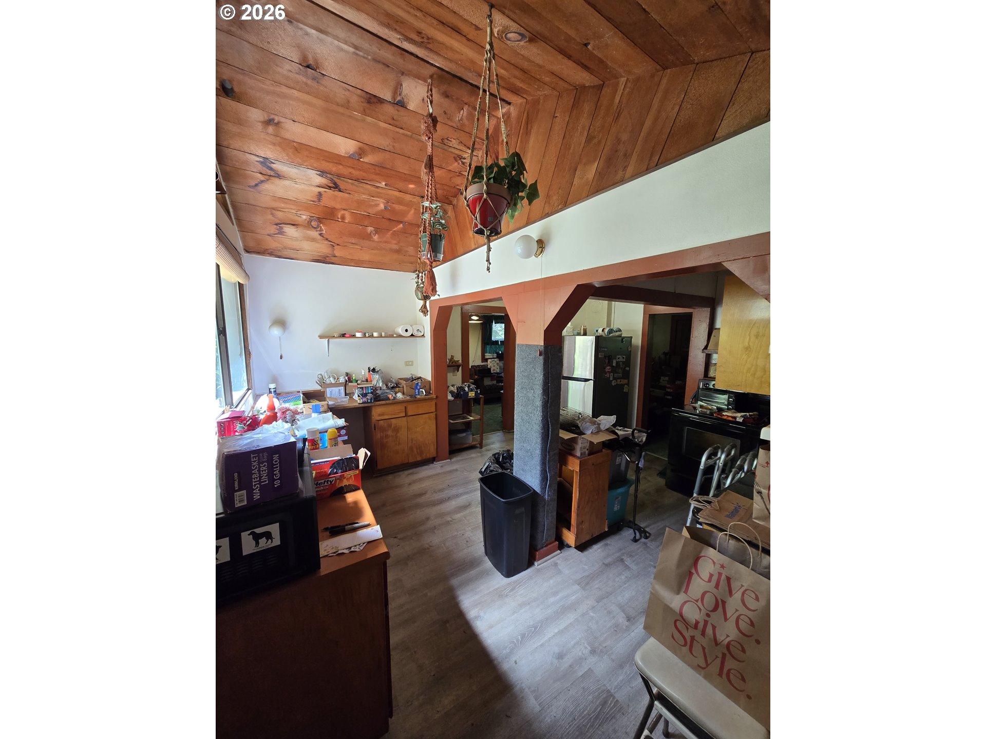 2505 Windy Creek Road Glendale, OR 97442 - Photo 7 of 39