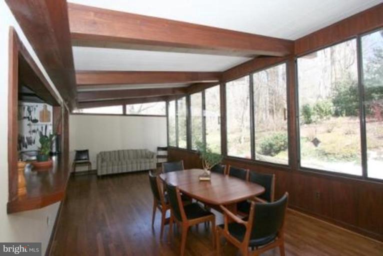 6532 East Halbert Road Bethesda, MD 20817 - Photo 4 of 9 Family Room