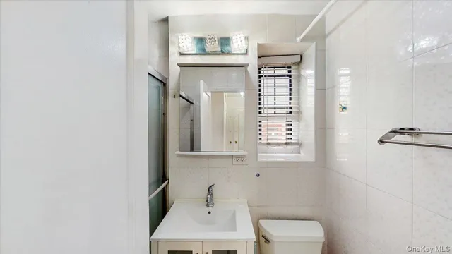 $238,000 | 144-37 79th Avenue, Unit 1R | Kew Gardens Hills