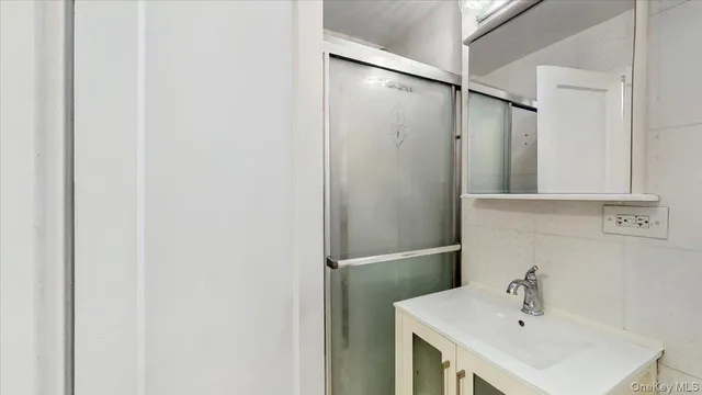 $238,000 | 144-37 79th Avenue, Unit 1R | Kew Gardens Hills