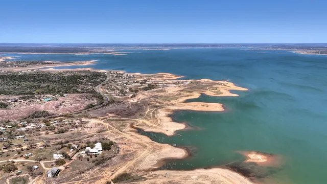 $1,095 | 106 Logan Drive, Buchanan Dam, TX 78609