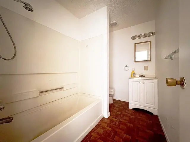 $1,095 | 106 Logan Drive, Buchanan Dam, TX 78609