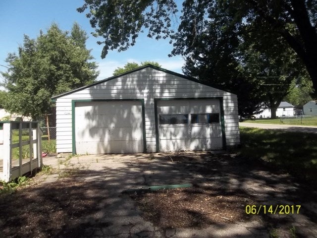 400 4th Street Waterloo, IA 50702 - Photo 2 of 10 Gallery Image 2