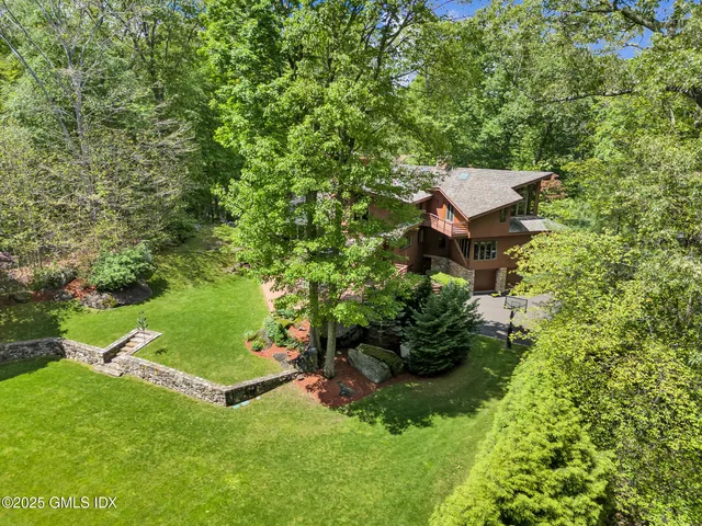 $3,795,000 | 12 Stallion Trail, Greenwich, CT 06831