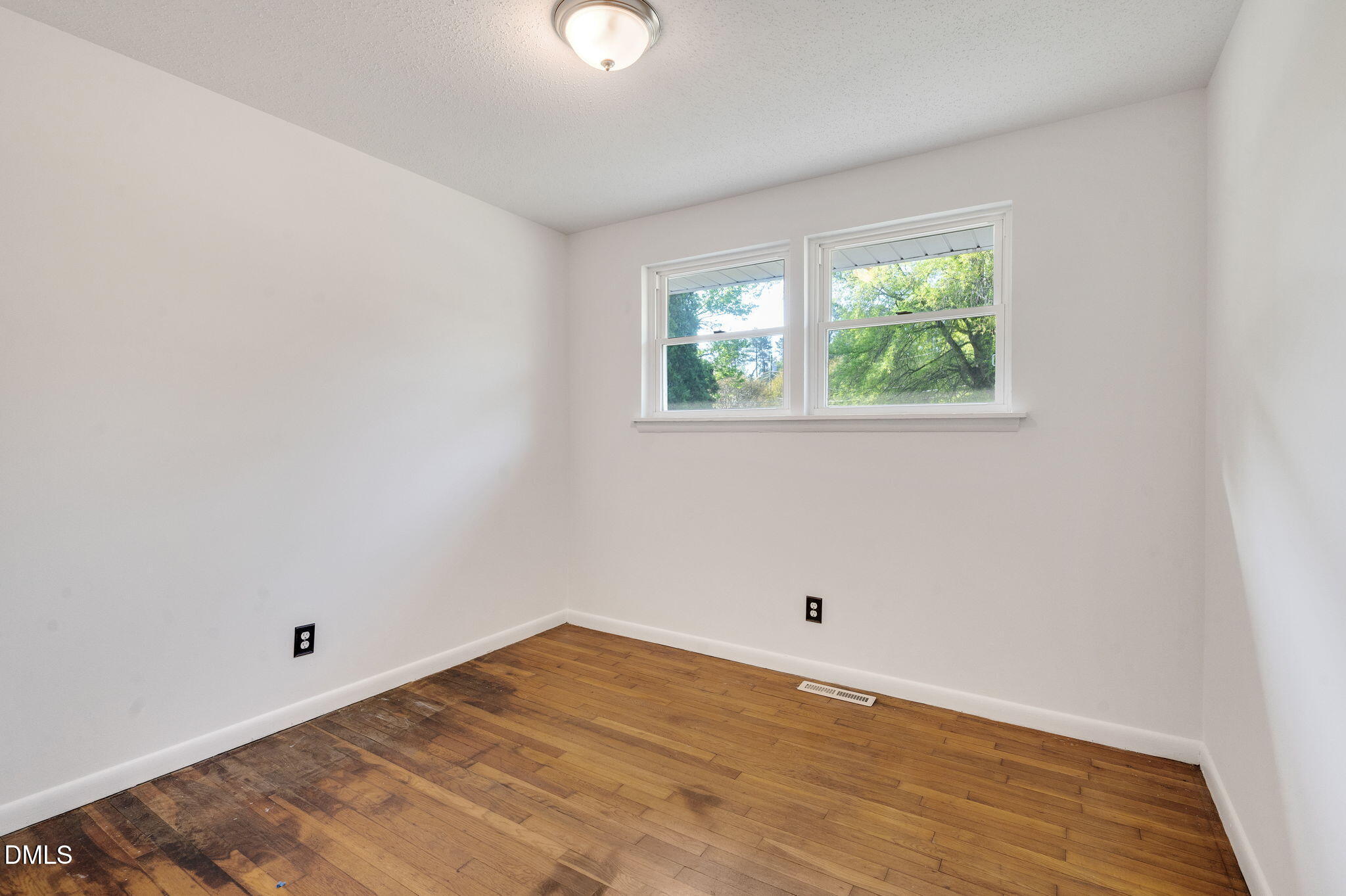 2314 Dandridge Drive Raleigh, NC 27610 - Photo 19 of 25 26