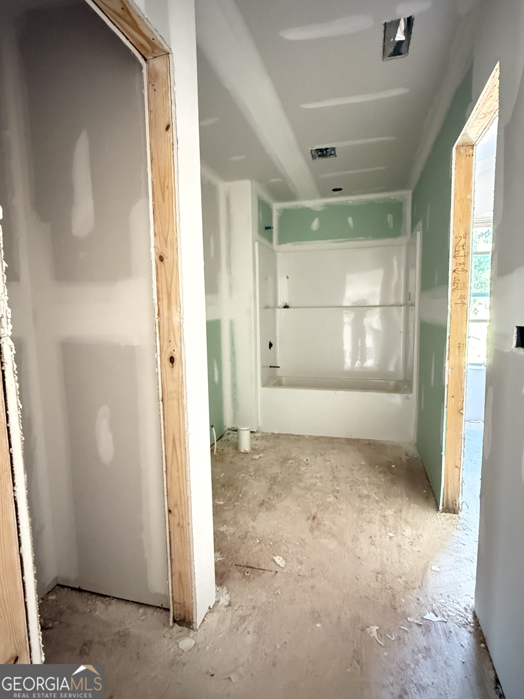 753 Hopewell Road Forsyth, GA 31029 - Photo 19 of 81